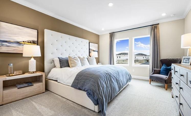 VICTORIA LAKES - Residential