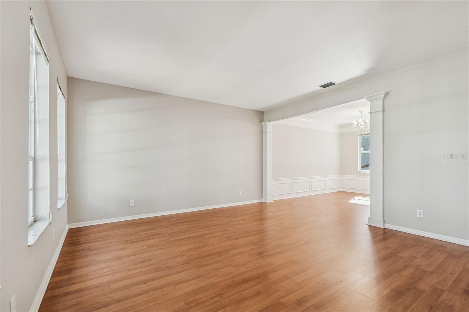 TAMPA PALMS - Residential