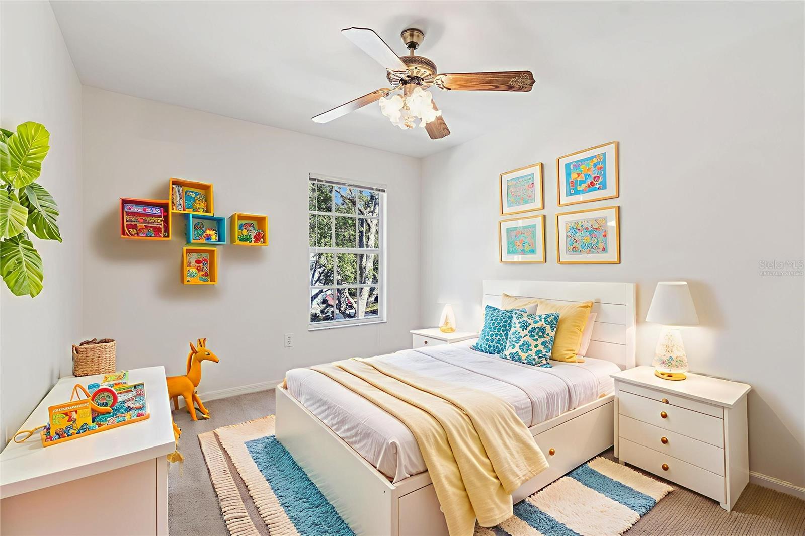 TAMPA PALMS - Residential