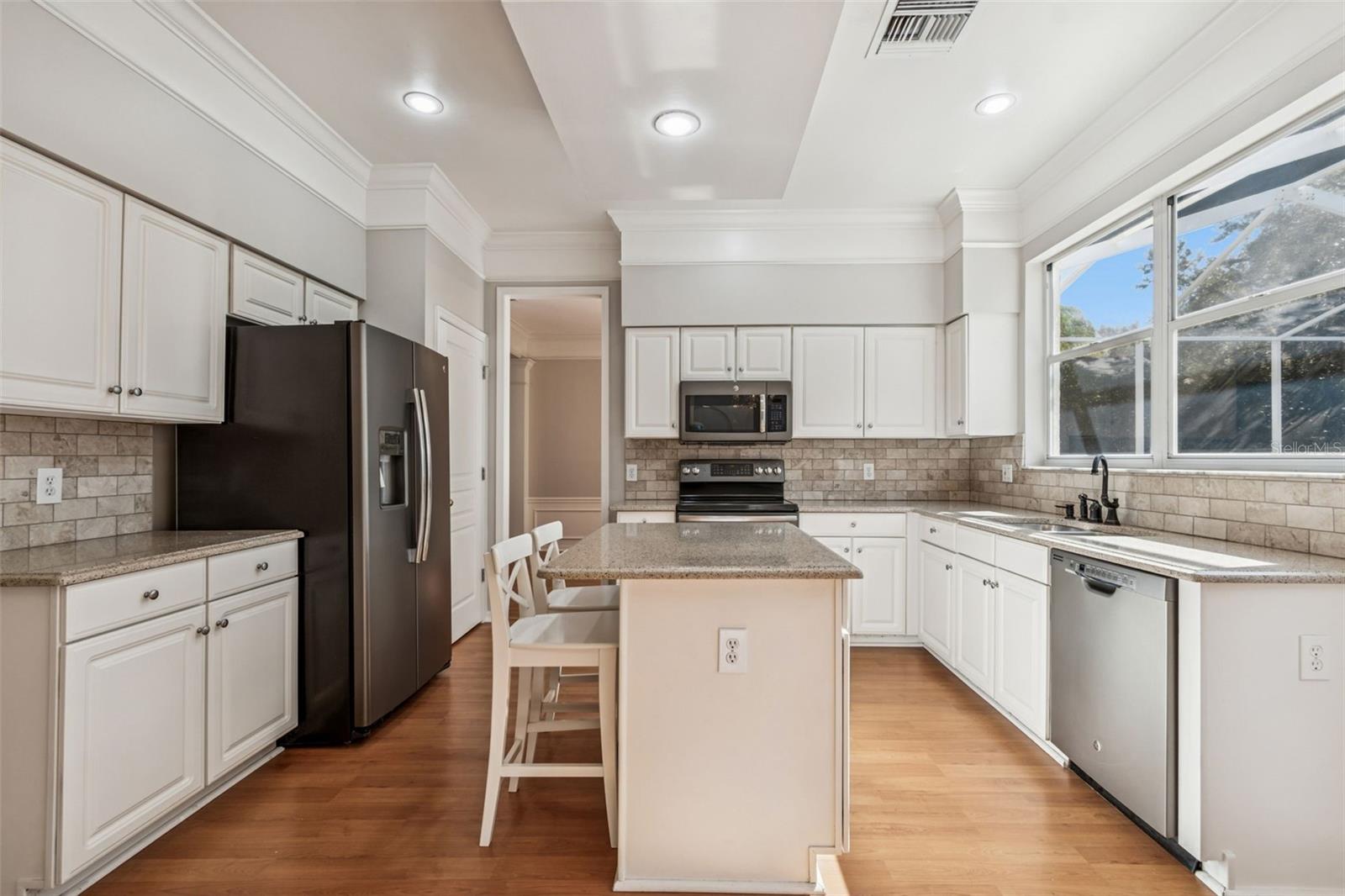 TAMPA PALMS - Residential