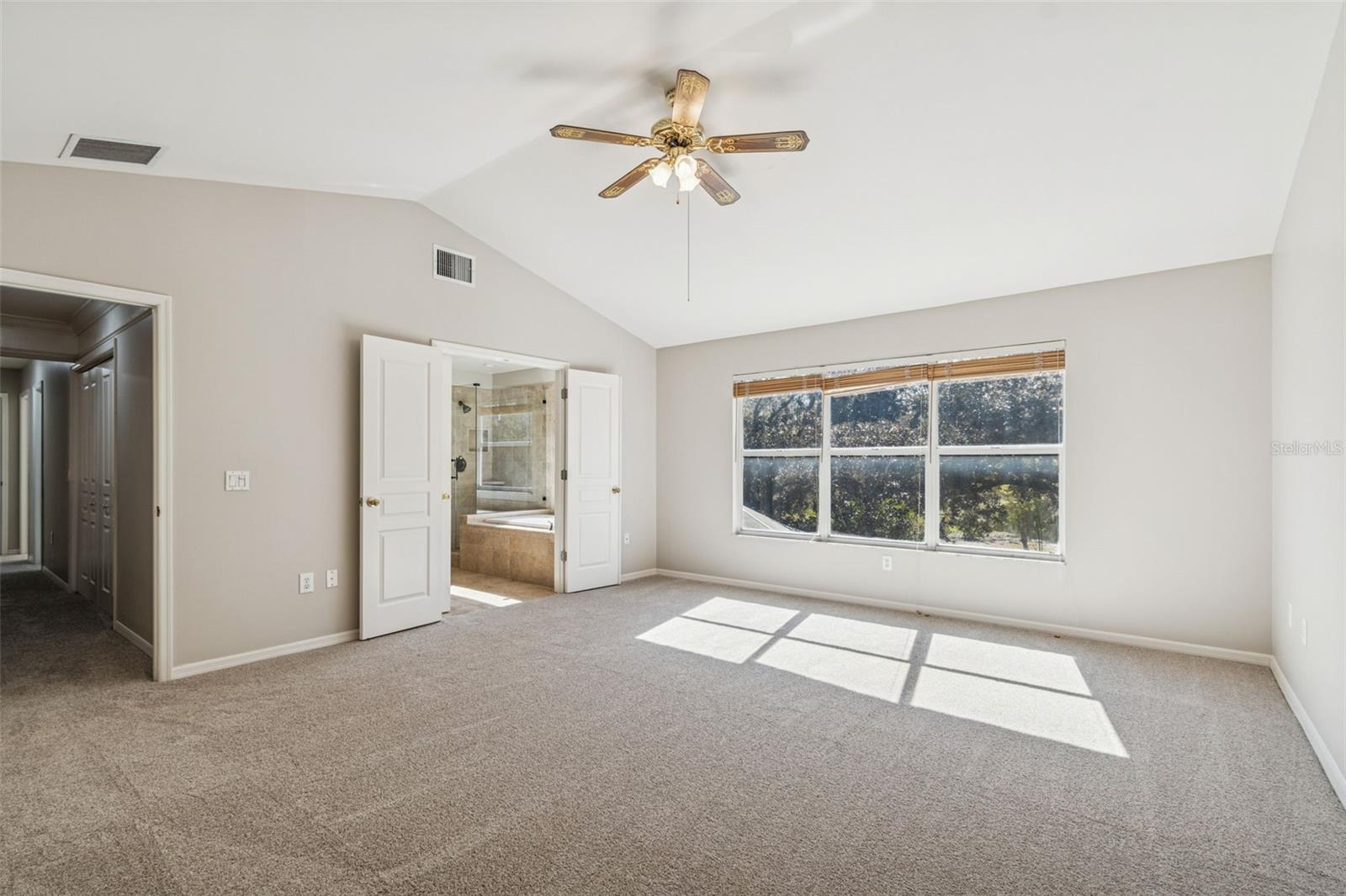 TAMPA PALMS - Residential