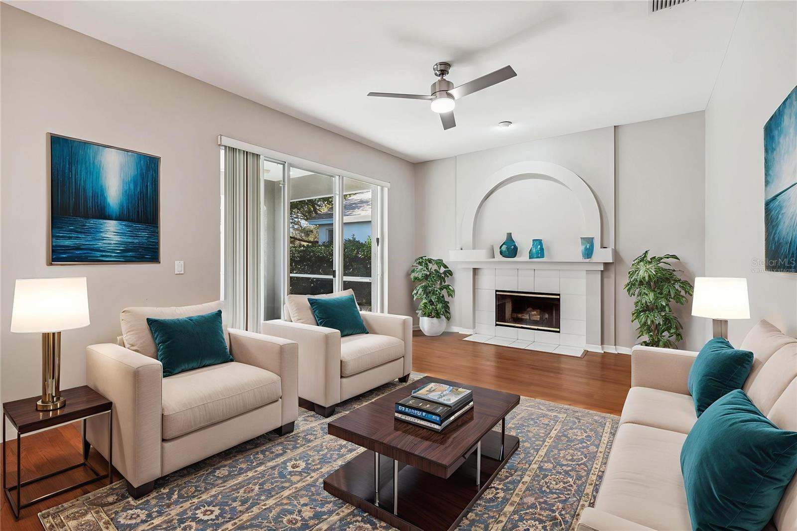 TAMPA PALMS - Residential