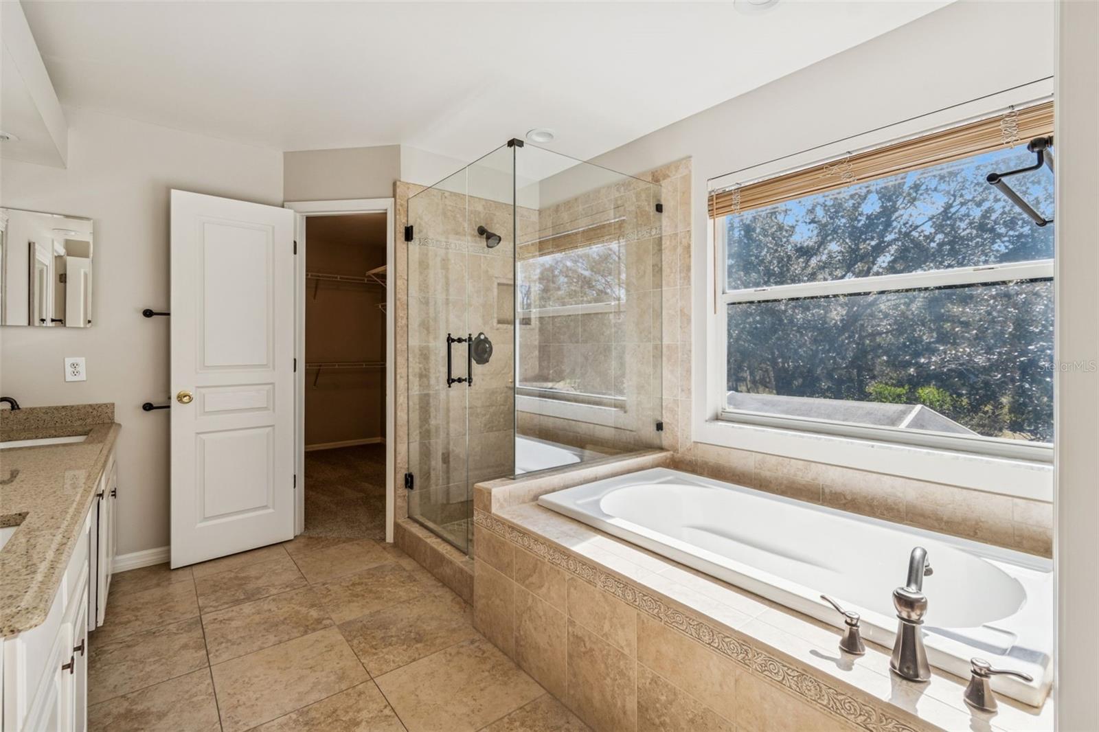 TAMPA PALMS - Residential