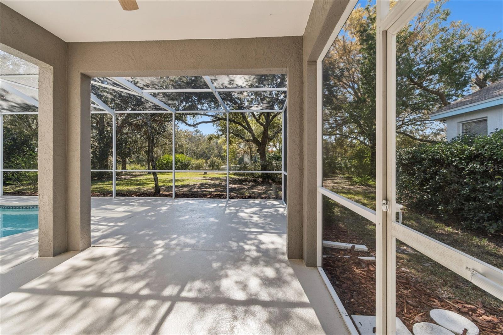 TAMPA PALMS - Residential