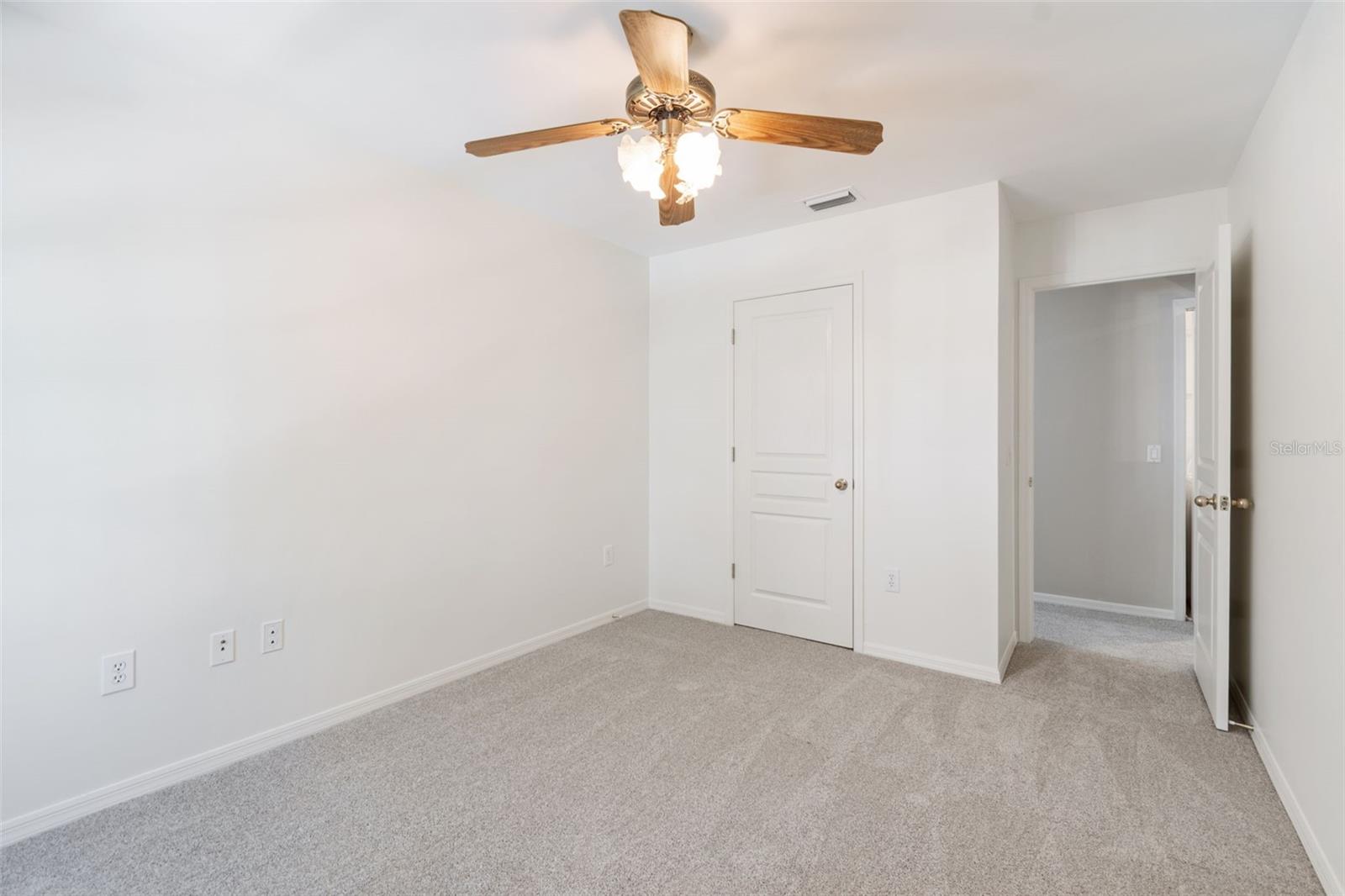 TAMPA PALMS - Residential