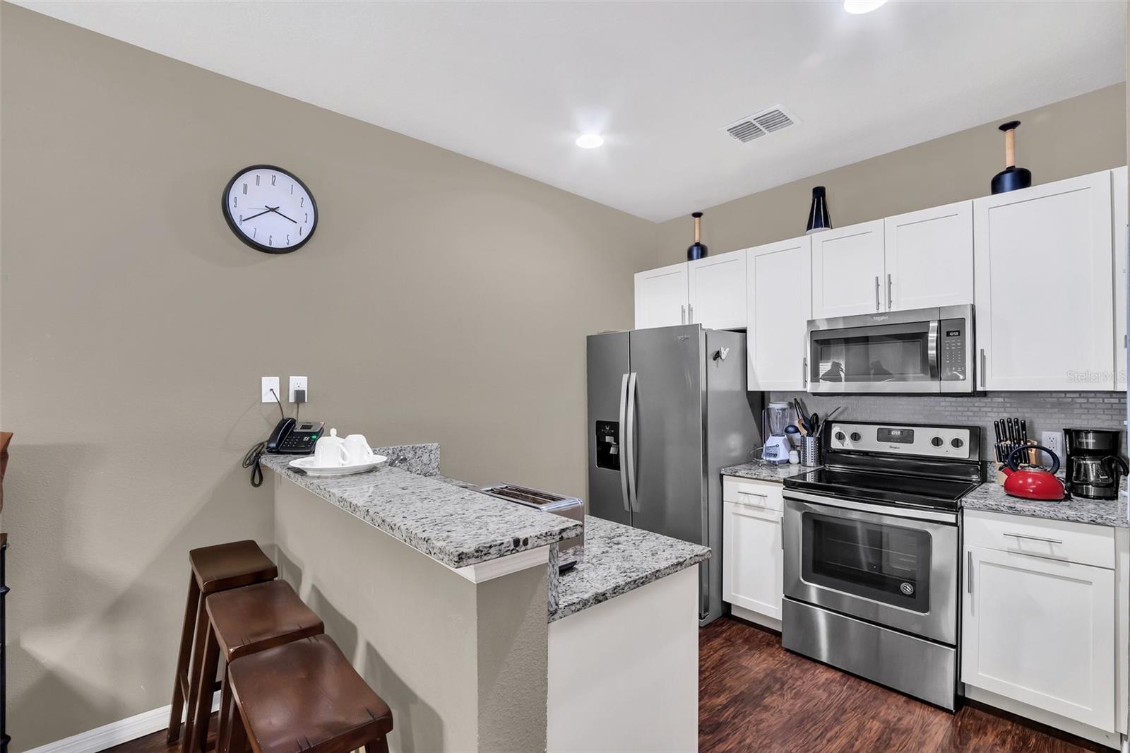 WEST LUCAYA VILLAGE - Residential