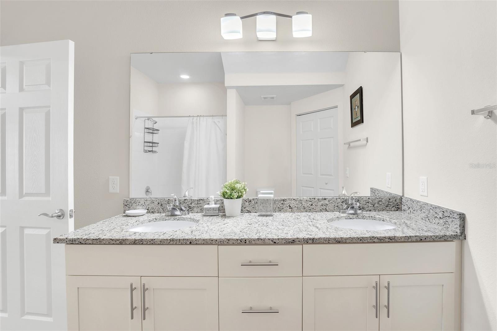 WEST LUCAYA VILLAGE - Residential