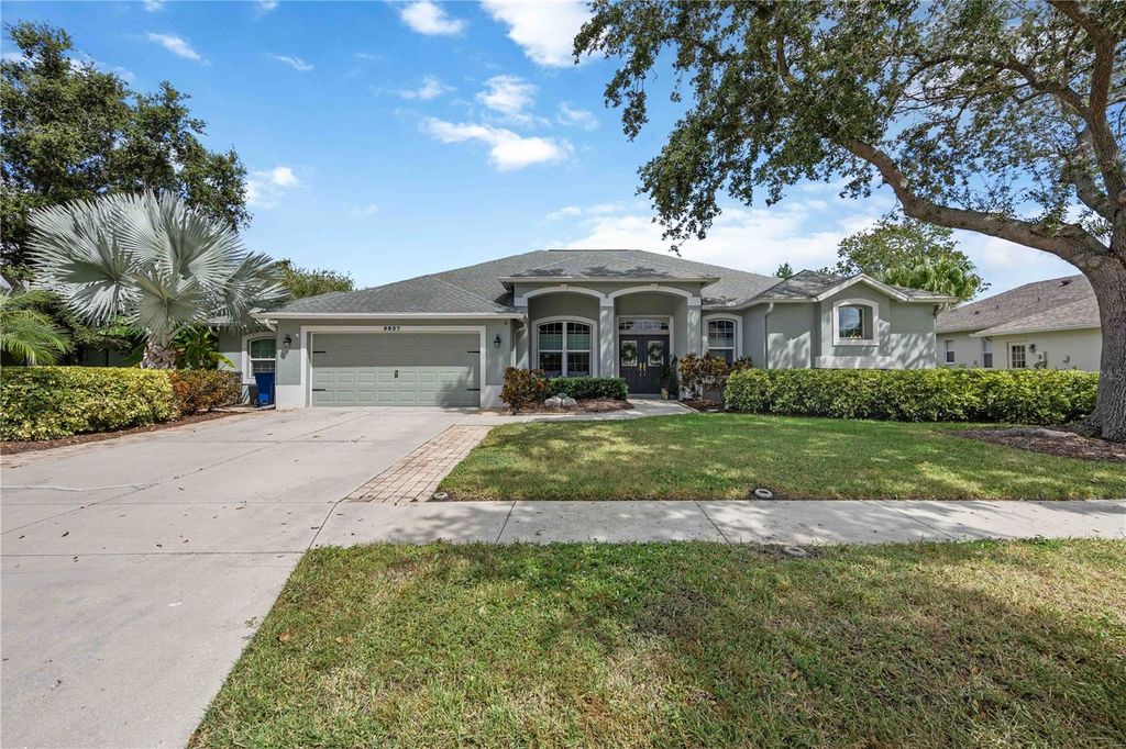 Photo of 9937 Laurel Valley Avenue Circle, Bradenton, FL 34202 (MLS # A4666958)