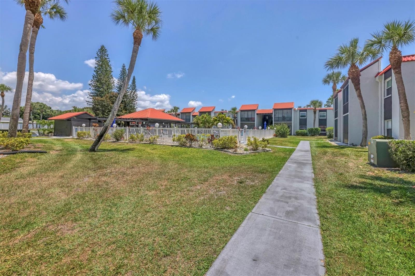 VILLAGE BROOKE SEC 3 - Residential