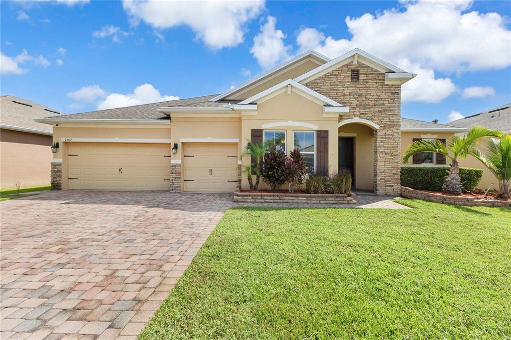 Photo of 1507 Alligator Street, Saint Cloud, FL 34771 (MLS # S5136206)