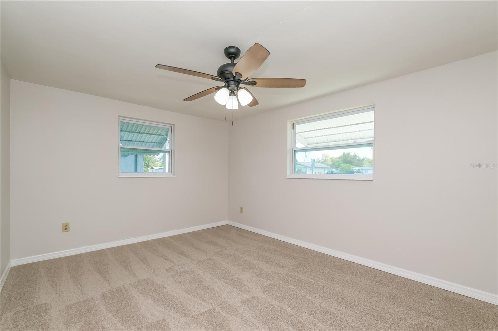 BEACON SQUARE - Residential