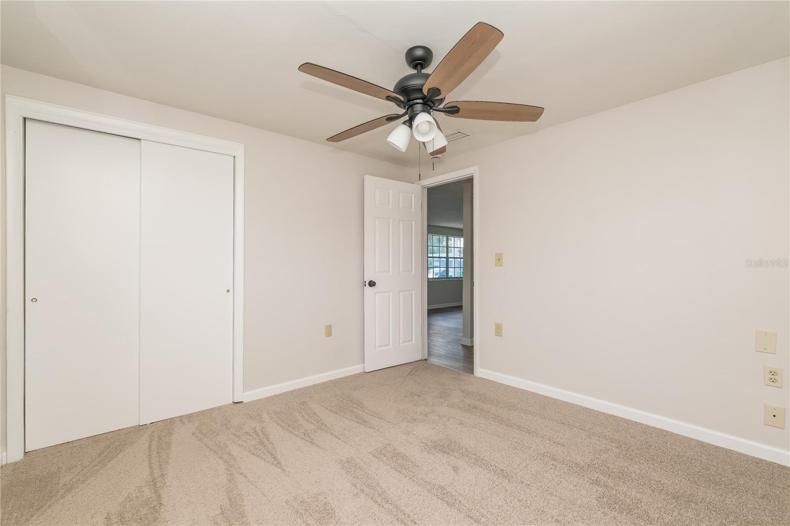 BEACON SQUARE - Residential