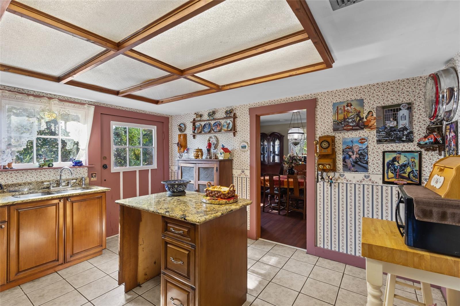 TUCKERS SUB - Residential