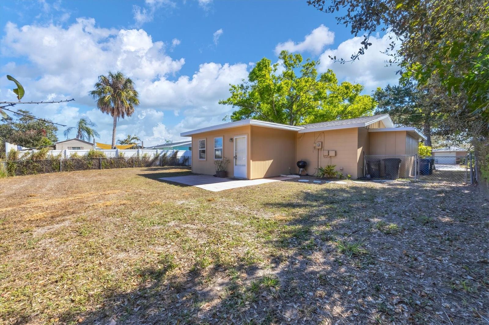 RIDGEWOOD ESTATES 15TH ADD - Residential