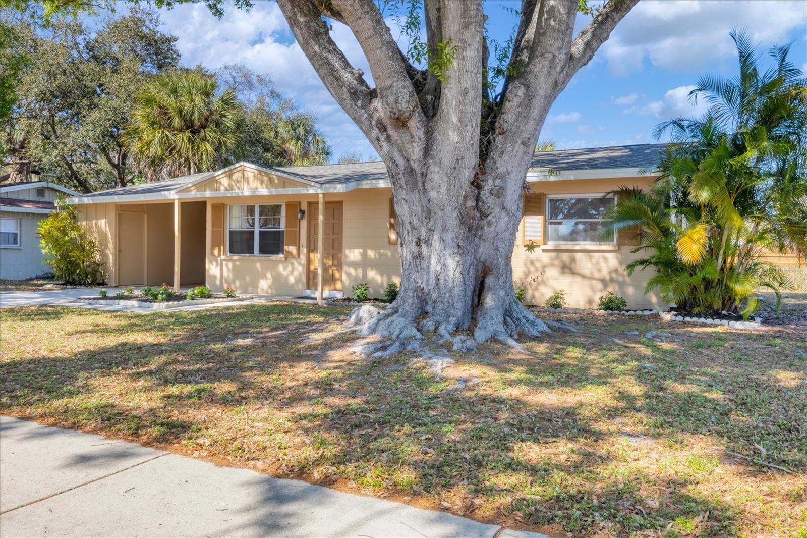 RIDGEWOOD ESTATES 15TH ADD - Residential