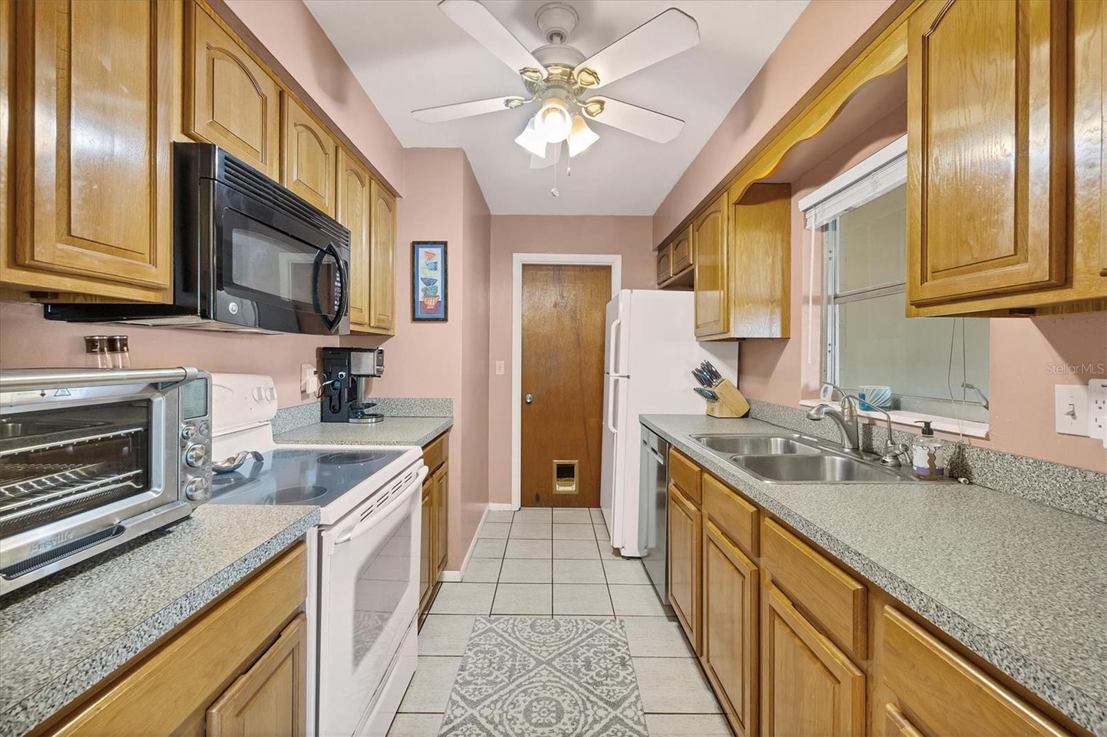 RIDGEWOOD ESTATES 15TH ADD - Residential