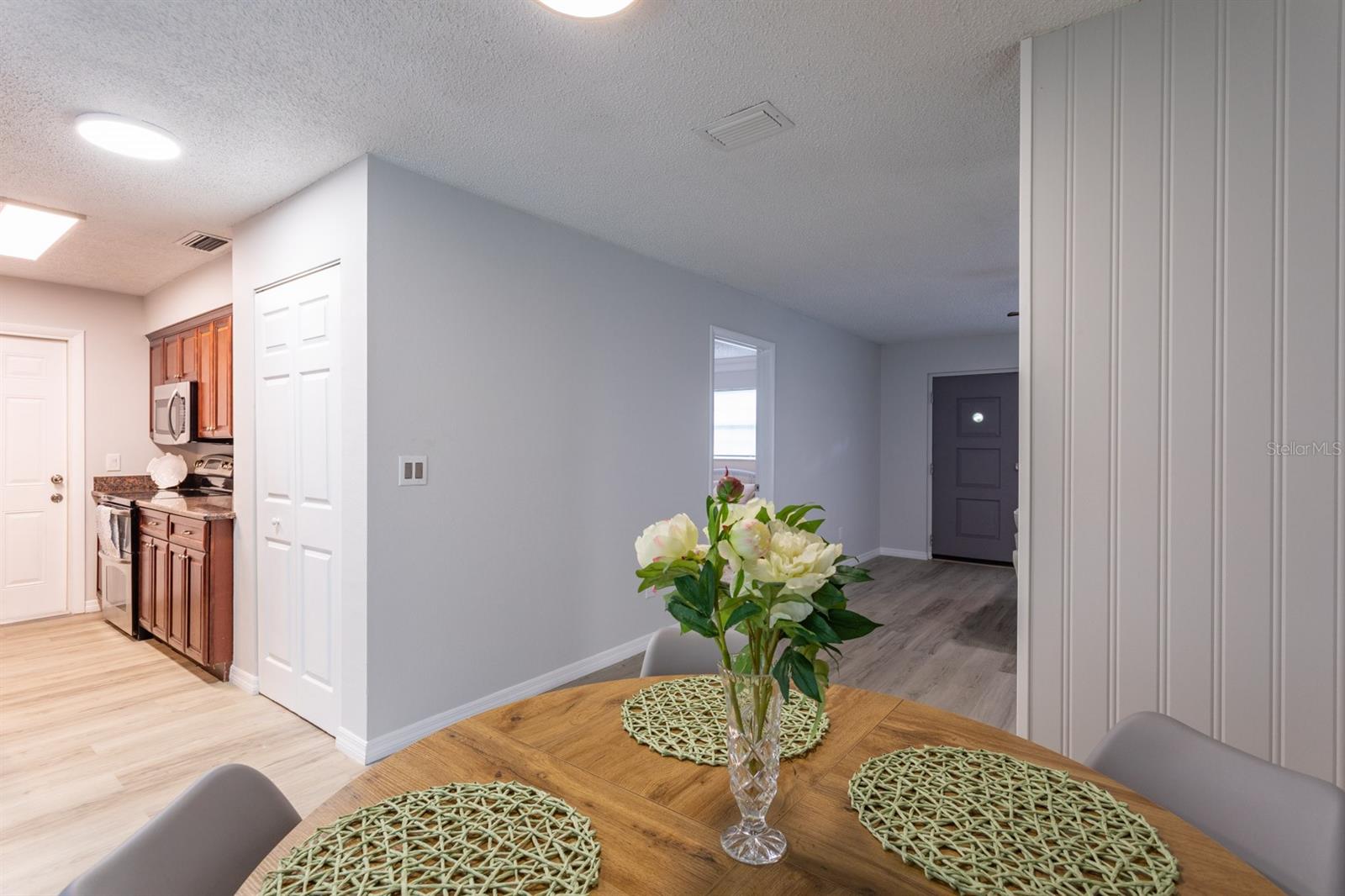 FATIO HEIGHTS - Residential