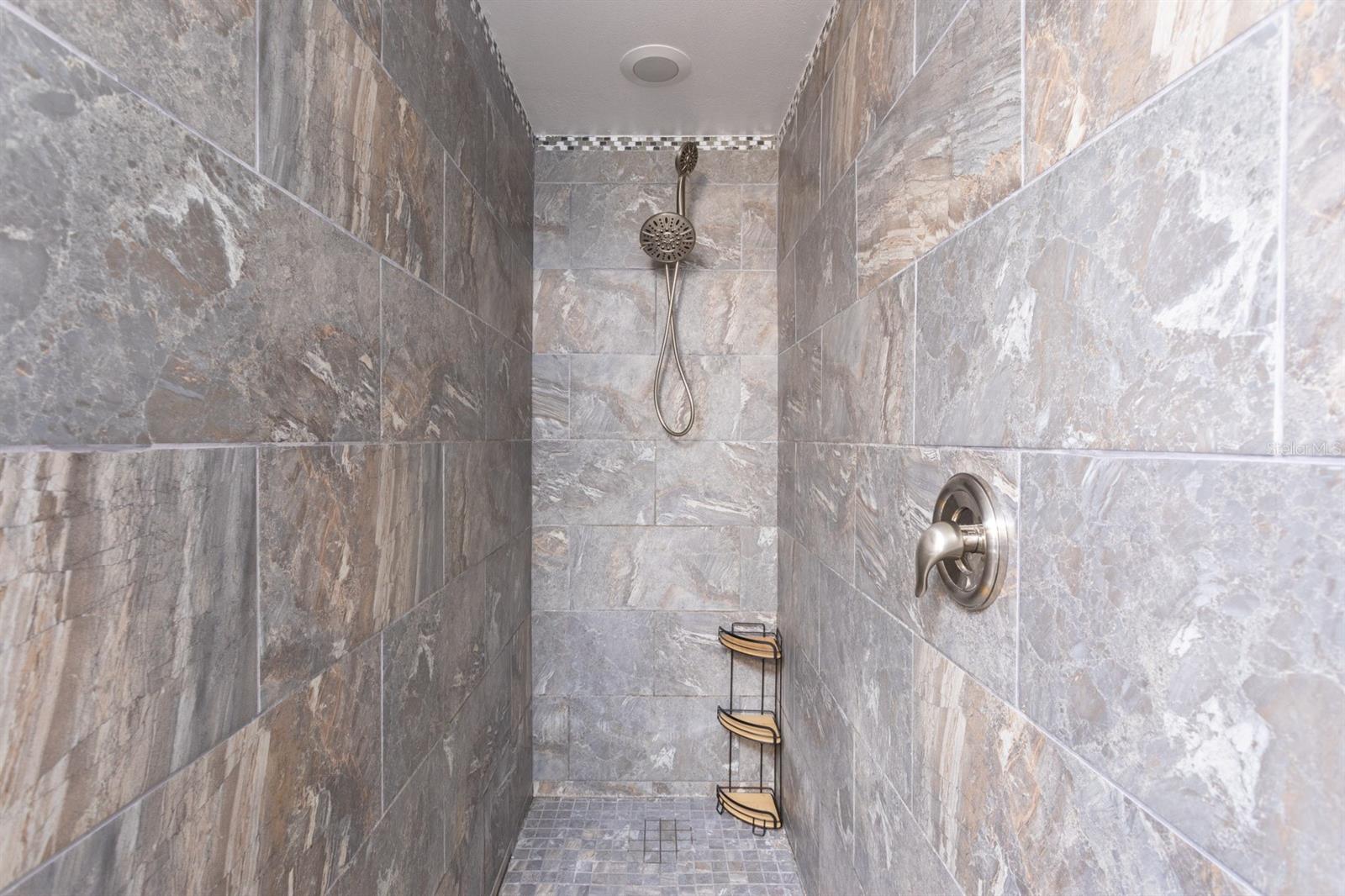 FATIO HEIGHTS - Residential