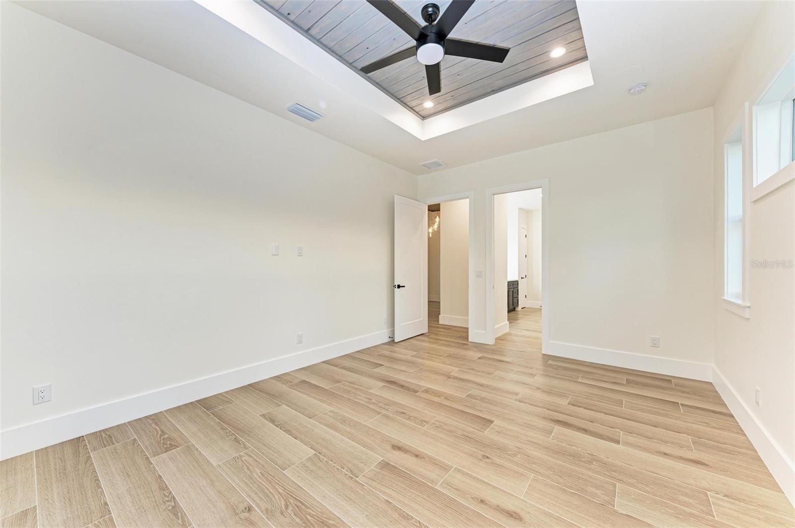 CLEVELAND NORTH - Residential