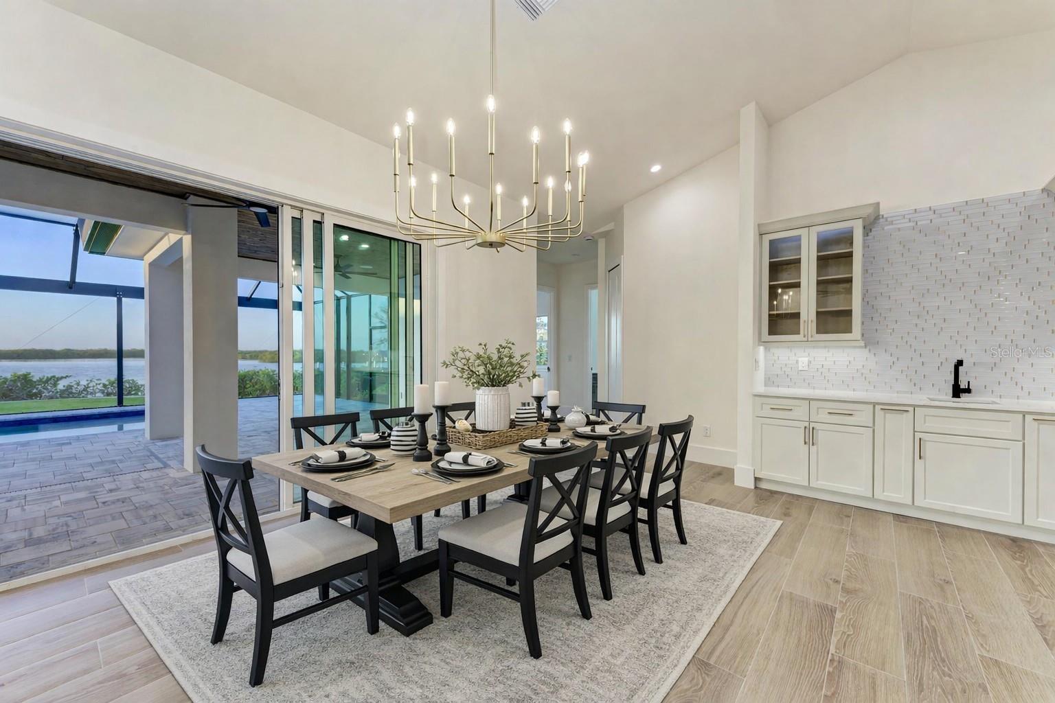 CLEVELAND NORTH - Residential