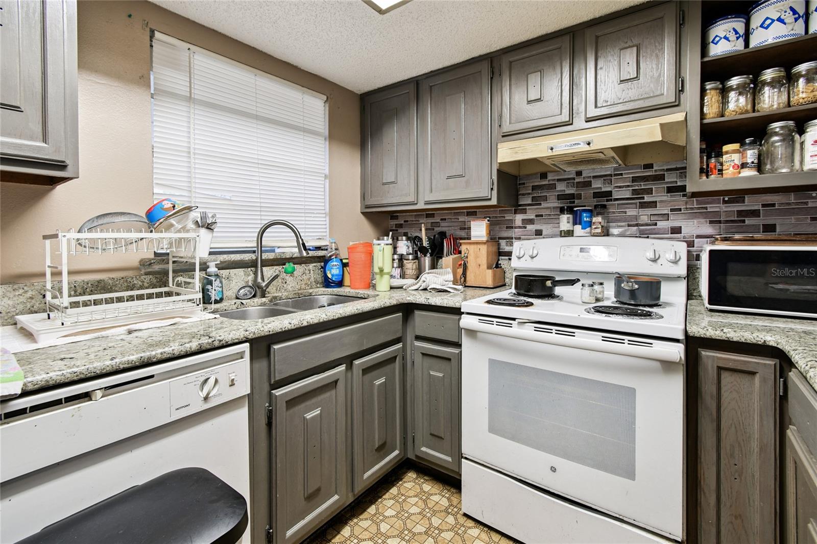 TEMPLE TERRACE PATIO HOMES A C - Residential