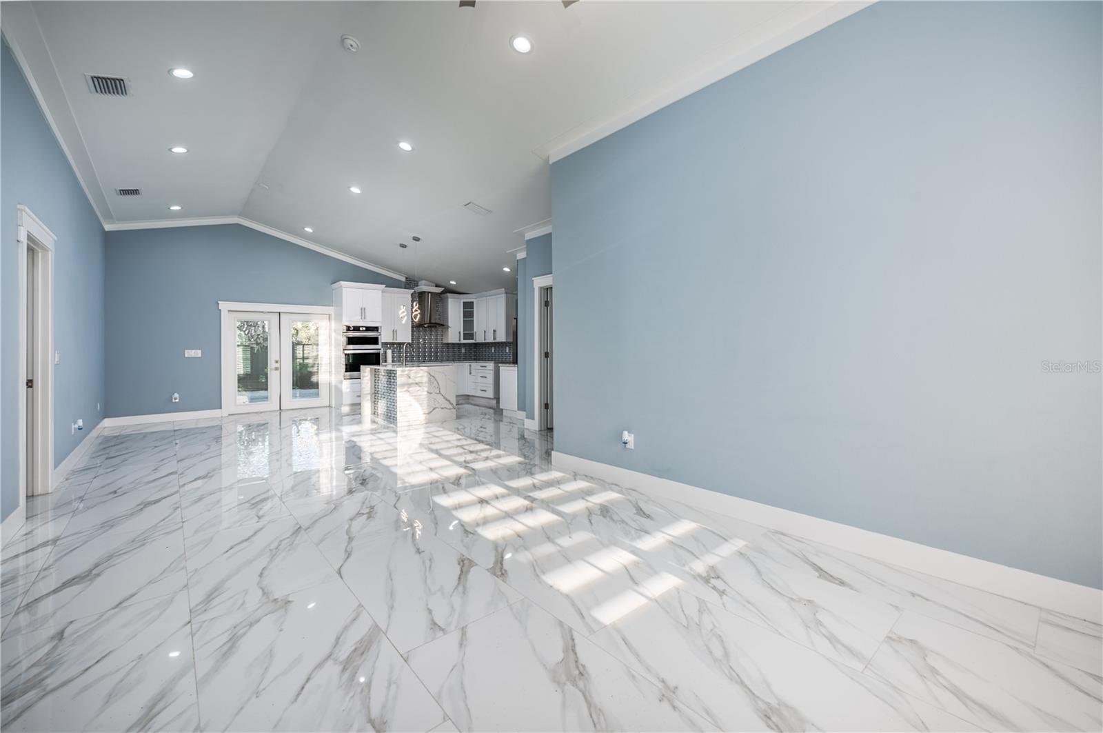 UNPLATTED - Residential