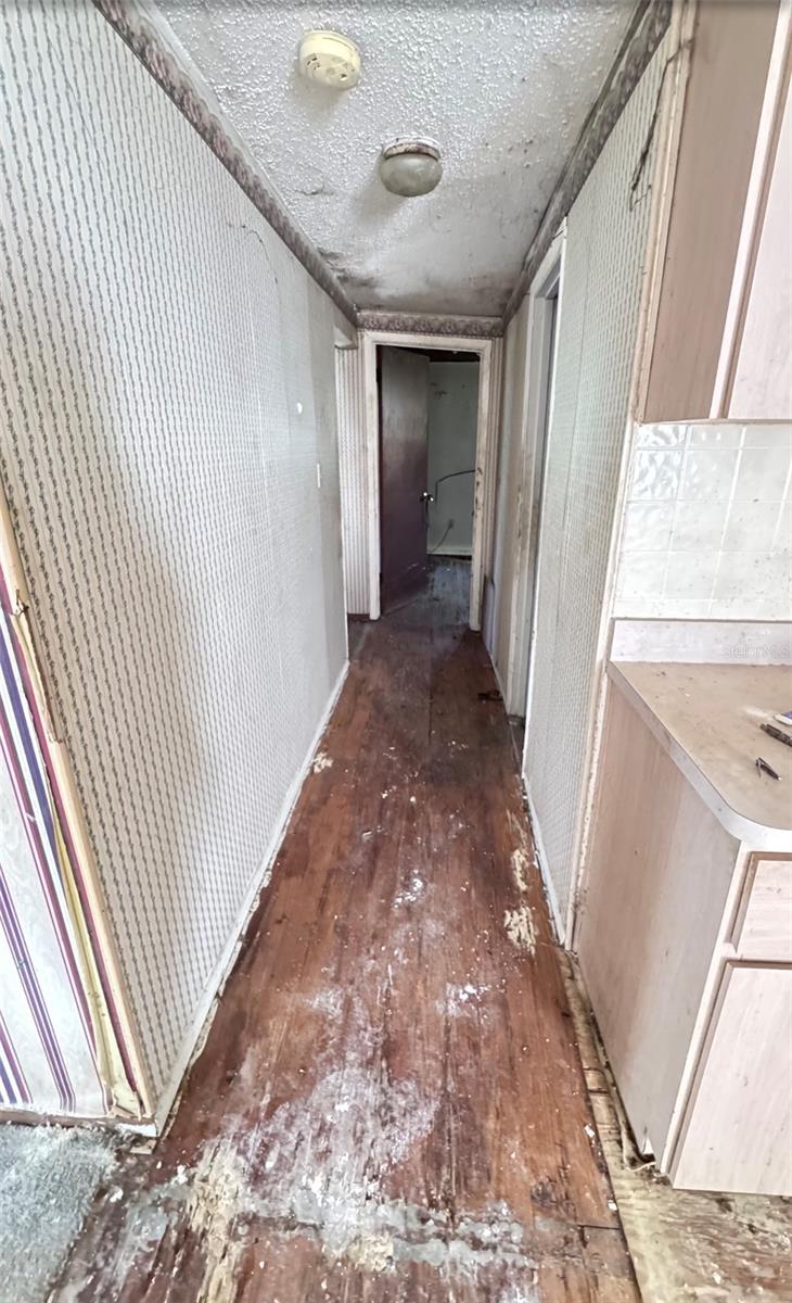 MITCHELL HEIGHTS BLK C LOTS 20 21 - Residential