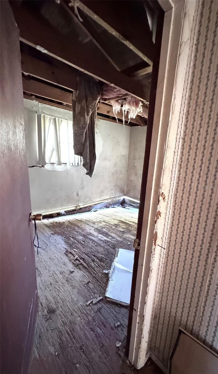 MITCHELL HEIGHTS BLK C LOTS 20 21 - Residential