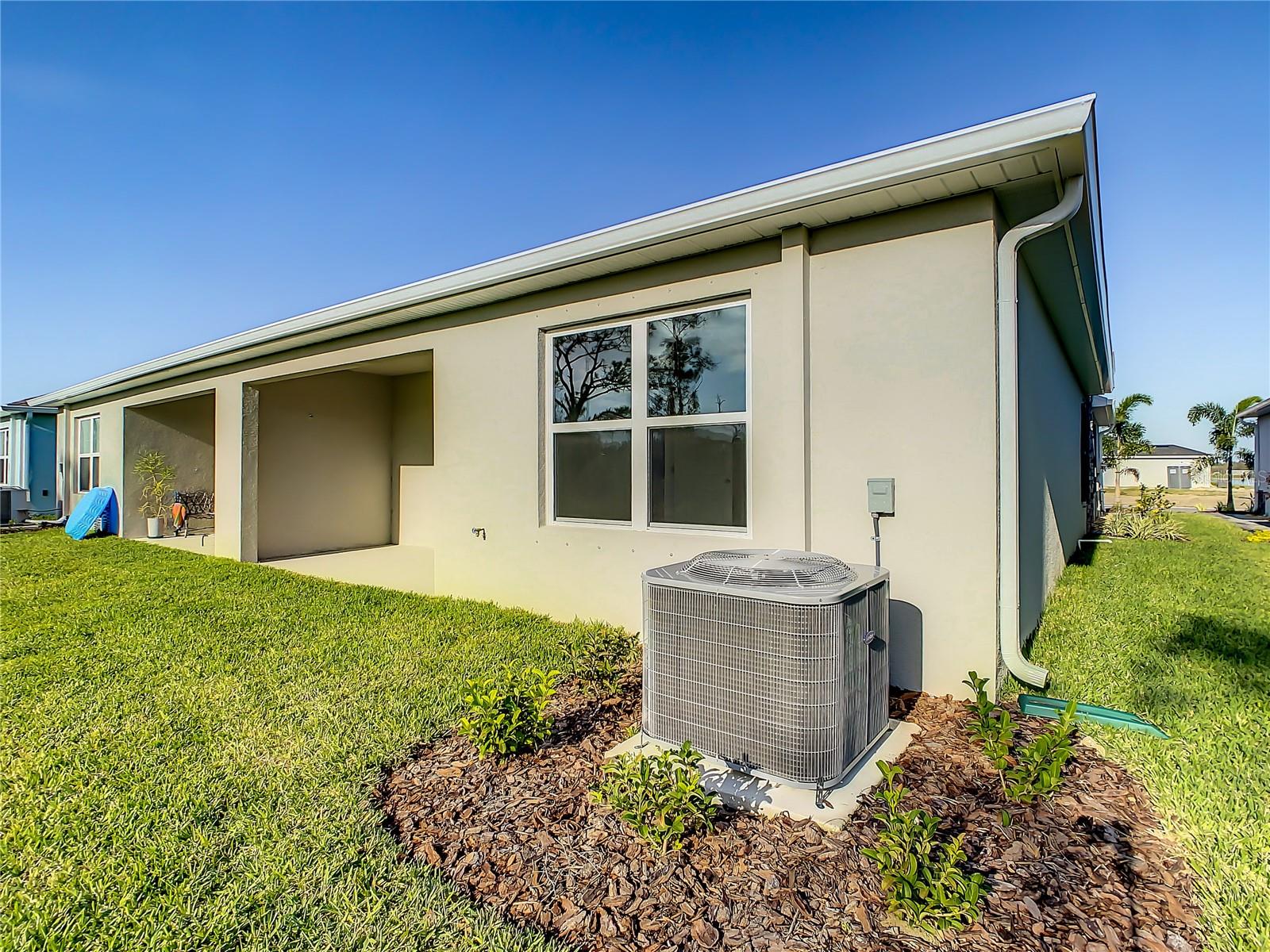 PALMS/WEST PORT - Residential Lease