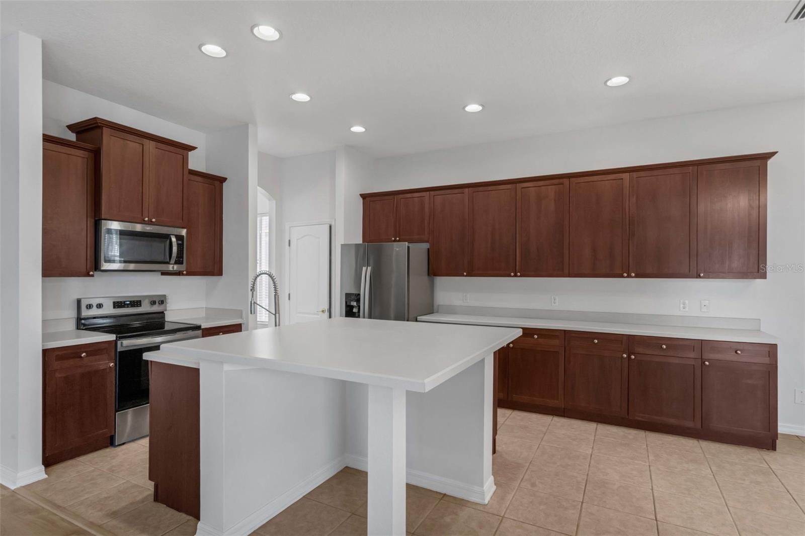 12884 PENSHURST LANE