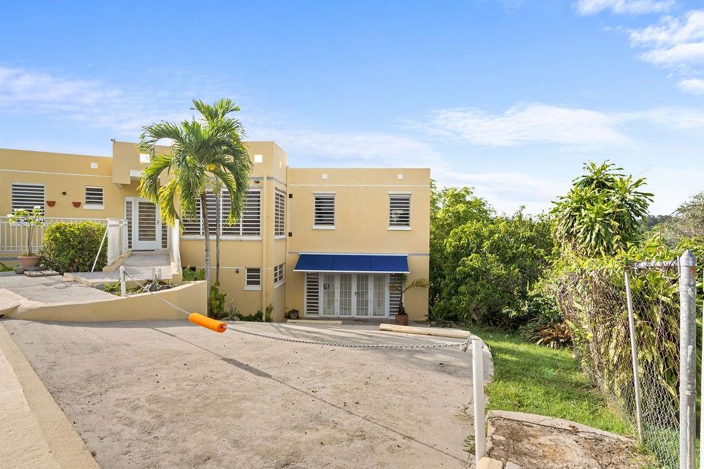 BUYE BO PEDERNALES - Residential