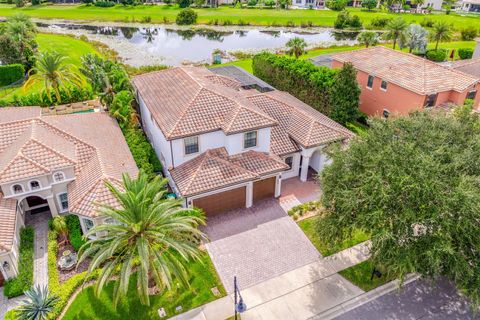 Photo of 9833 Hatton Circle, Orlando, FL 32832 (MLS # O6347019)