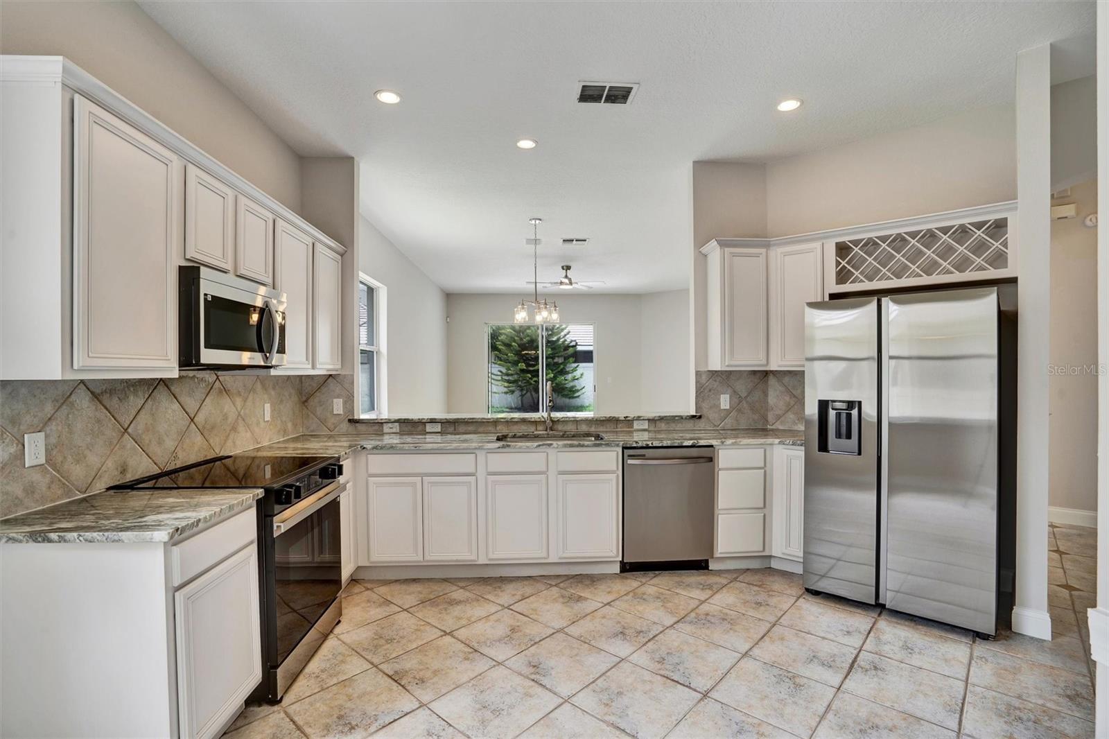 10606 HOLLY CREST DRIVE