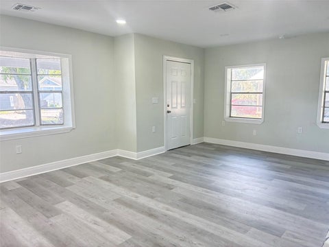 Tiny photo for 33 W Herrick Drive, Eustis, FL 32726 (MLS # O6452510)