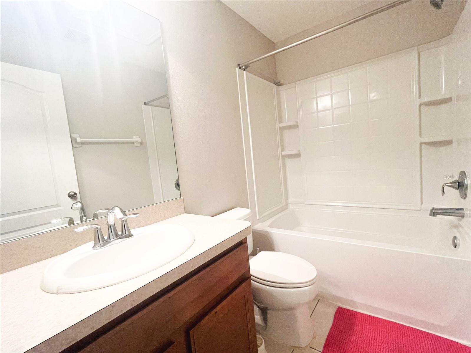 AUTUMNWOOD GROVE - Residential Lease