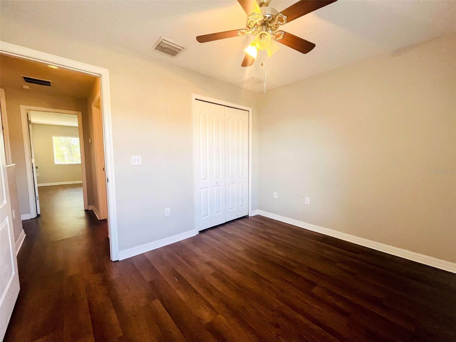 AUTUMNWOOD GROVE - Residential Lease