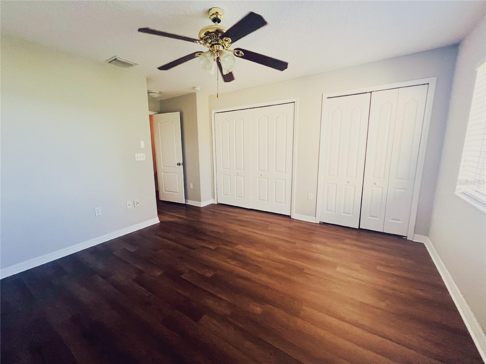 AUTUMNWOOD GROVE - Residential Lease