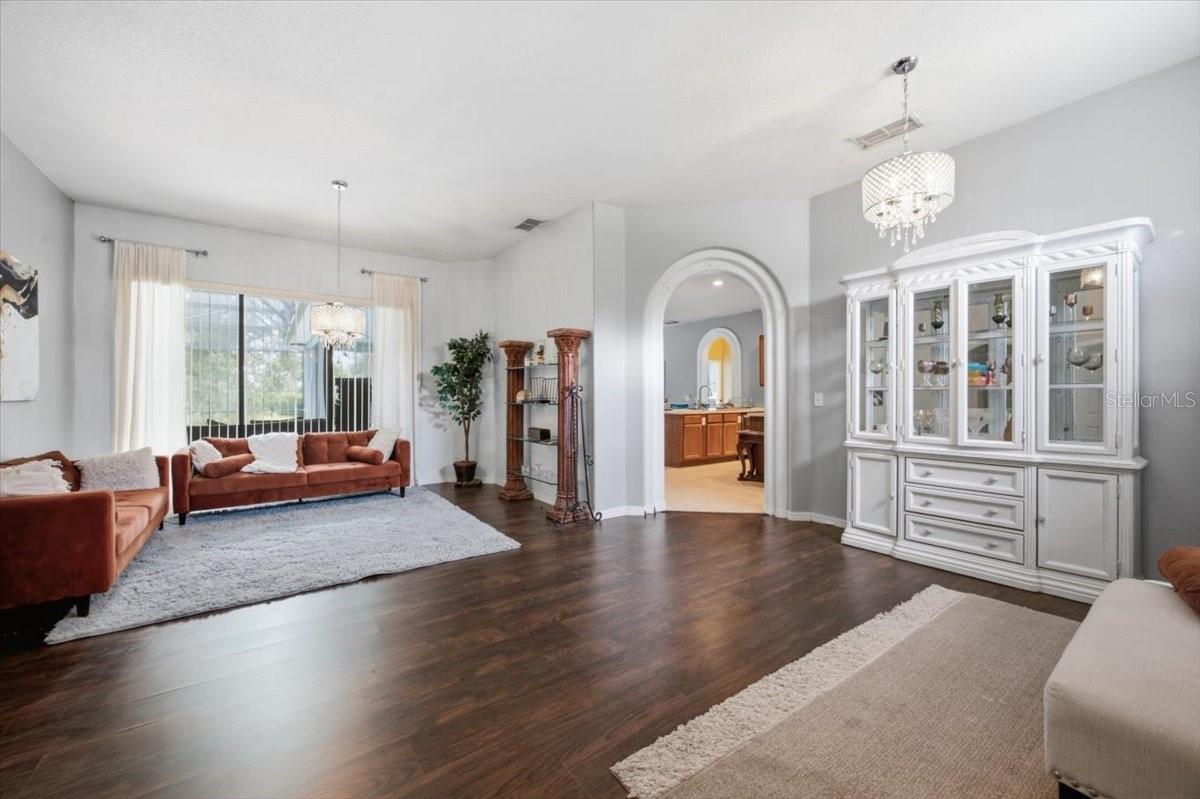 928 COVENTRY ROAD