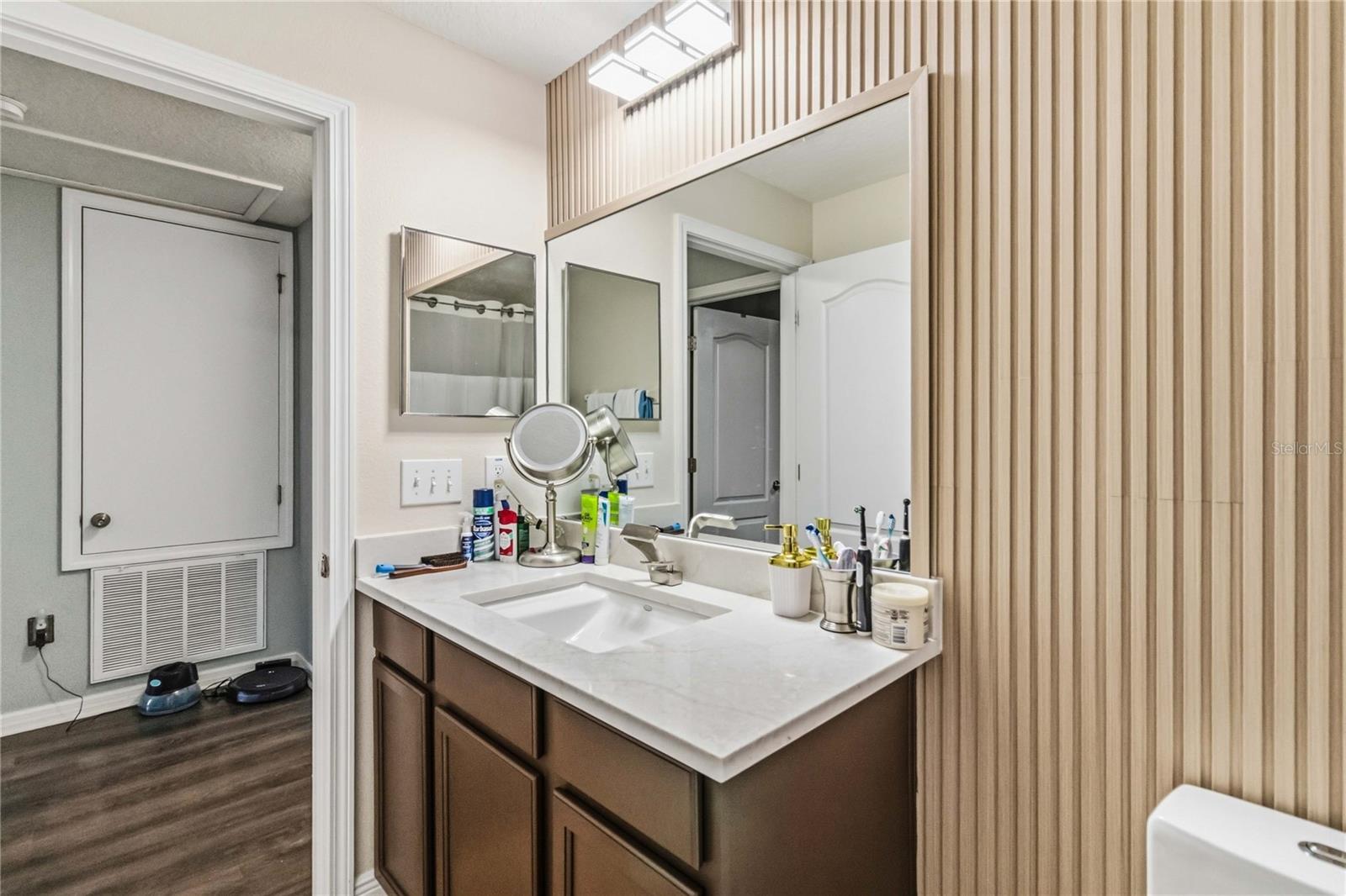 WYNDHAM LAKES ESTATES - Residential