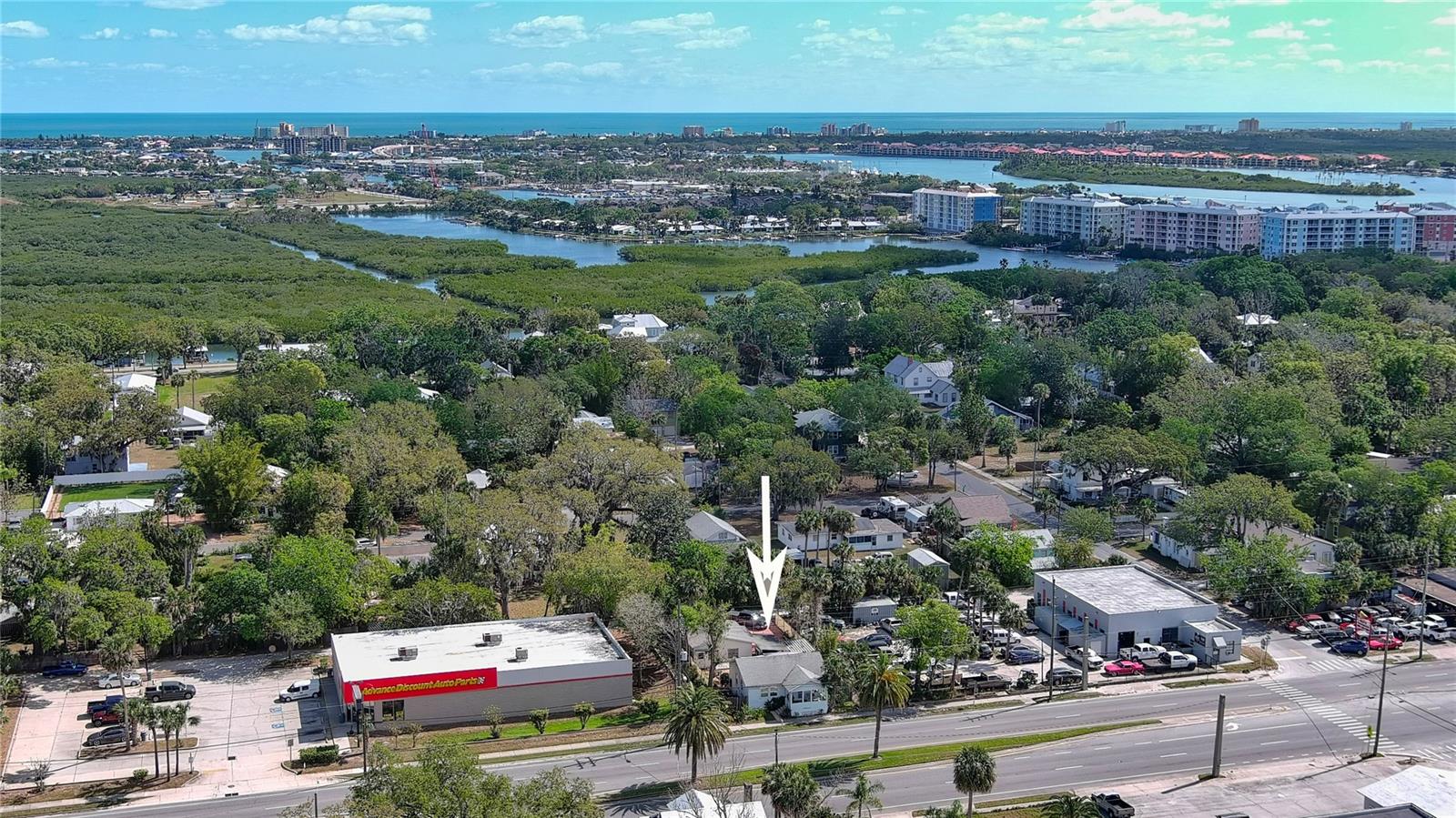 HAMMONDS NEW SMYRNA - Commercial Sale