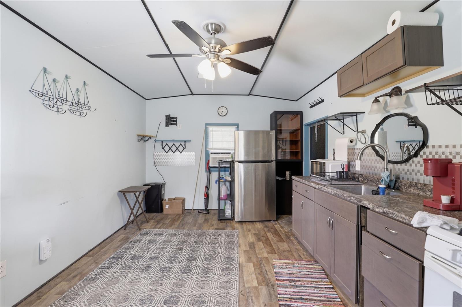 HIGH SPGS HILLS SUB - Residential