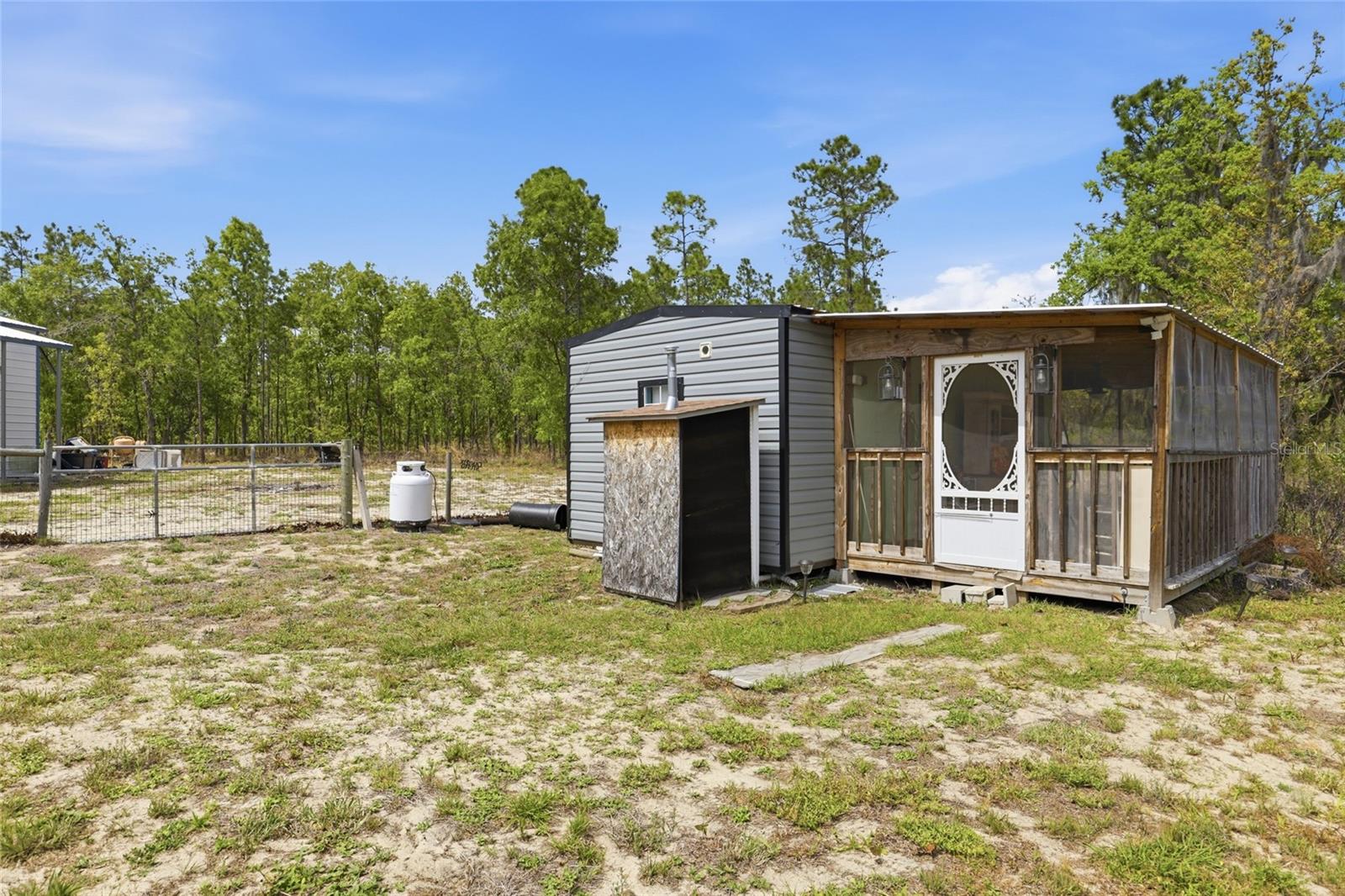 HIGH SPGS HILLS SUB - Residential