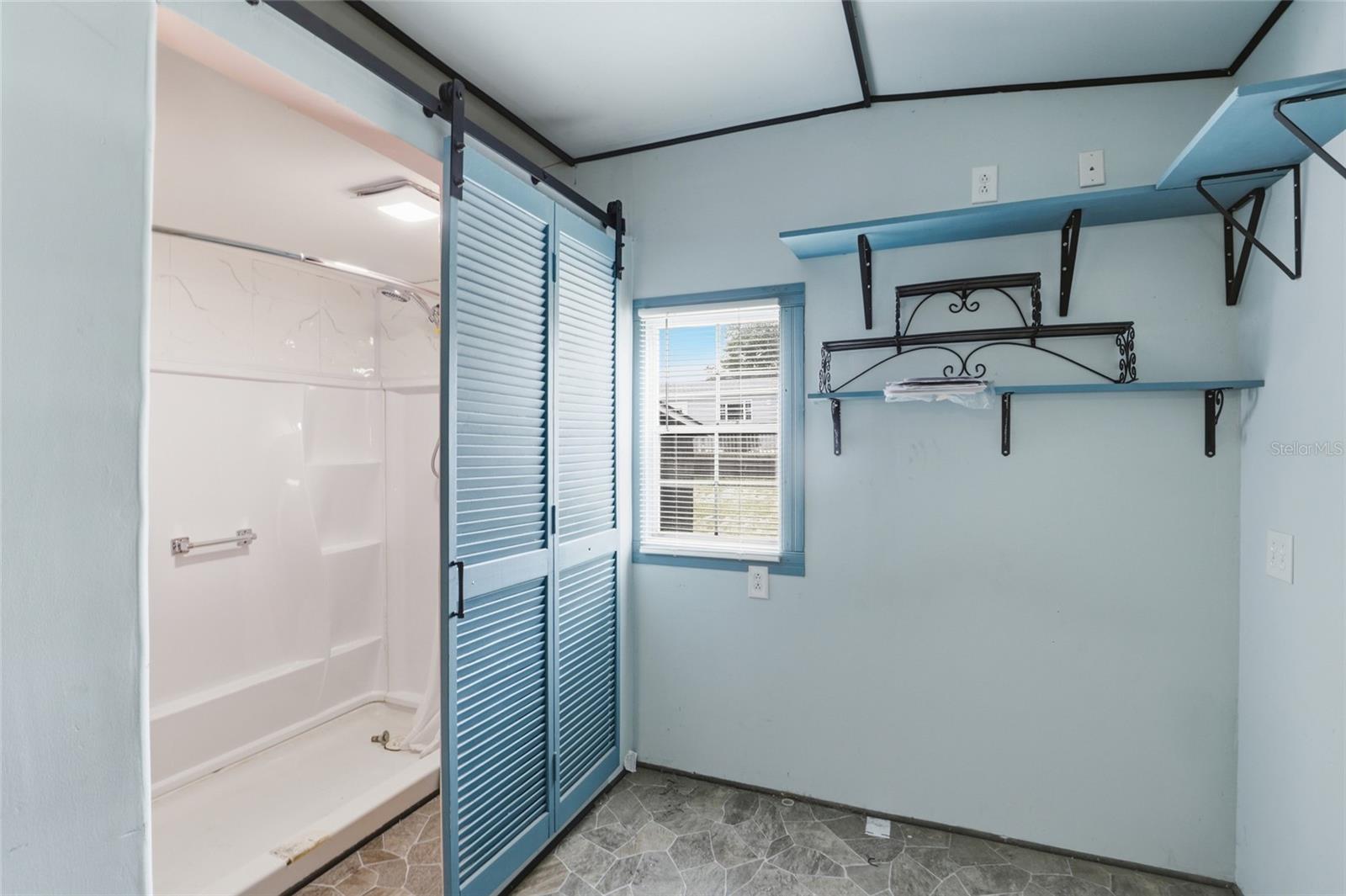 HIGH SPGS HILLS SUB - Residential