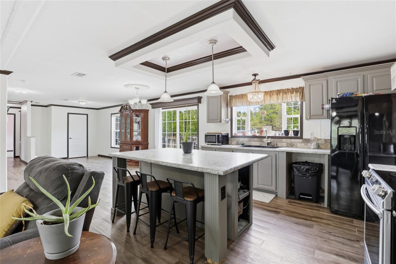 HIGH SPGS HILLS SUB - Residential