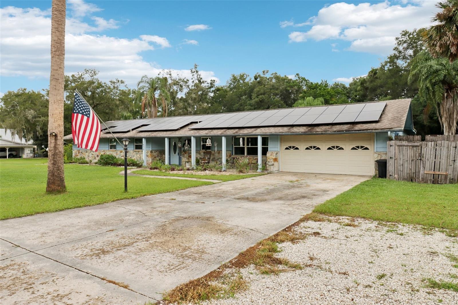 1830 SAINT CHARLES TERRACE