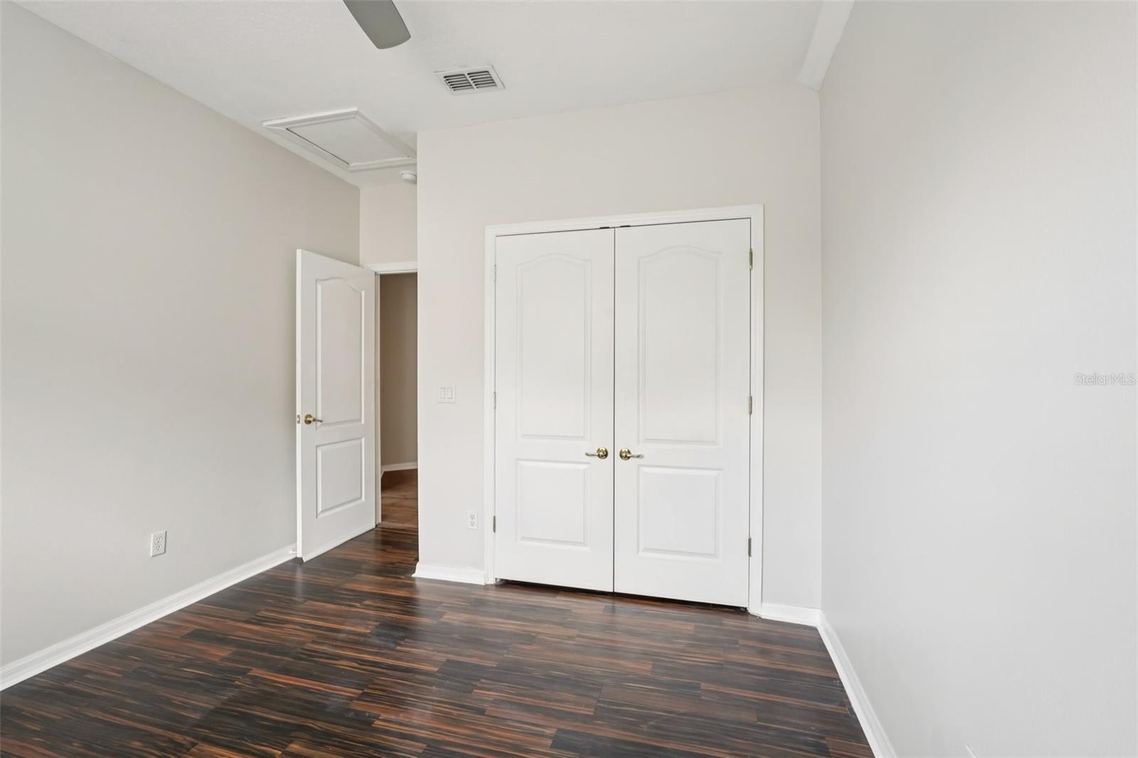 LAKES WINDERMERE PH 01 49 108 - Residential