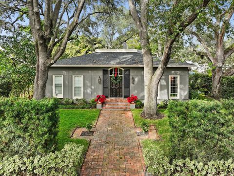 A home in TAMPA