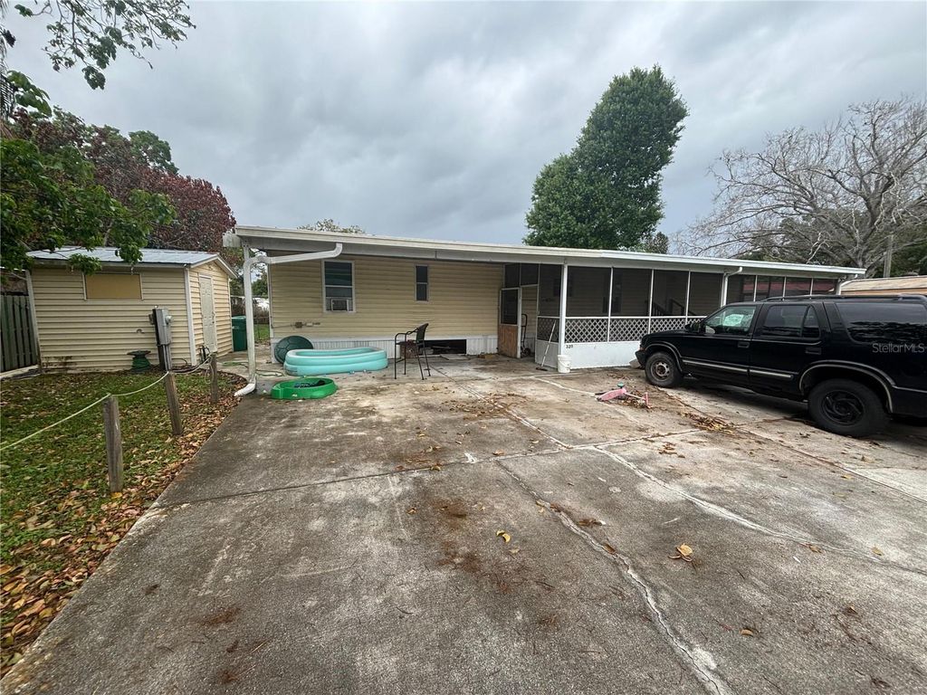 Photo of 3211 SE 34th Avenue, Okeechobee, FL 34974 (MLS # O6397162)