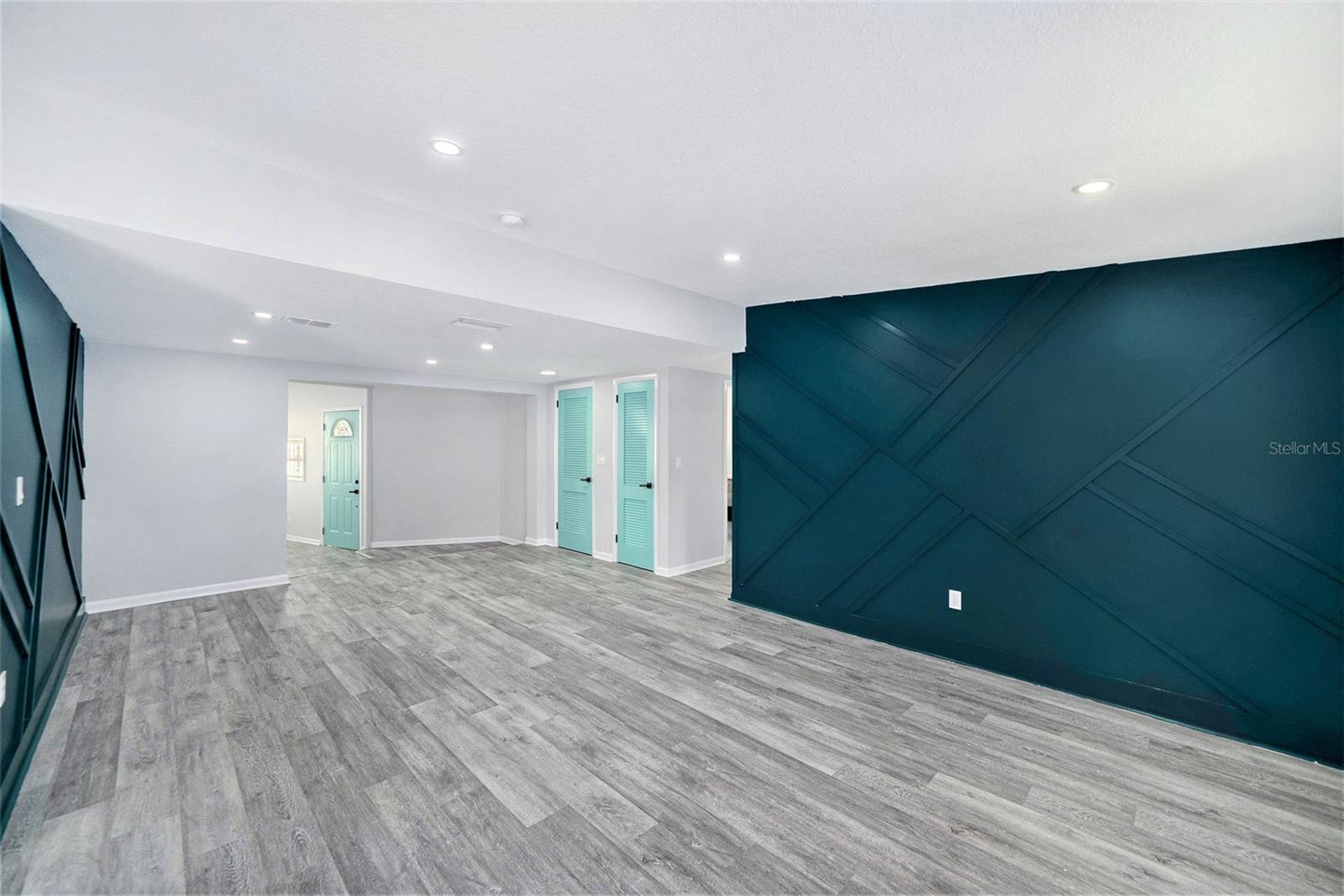 FOREST MANOR UNIT 2 - Residential