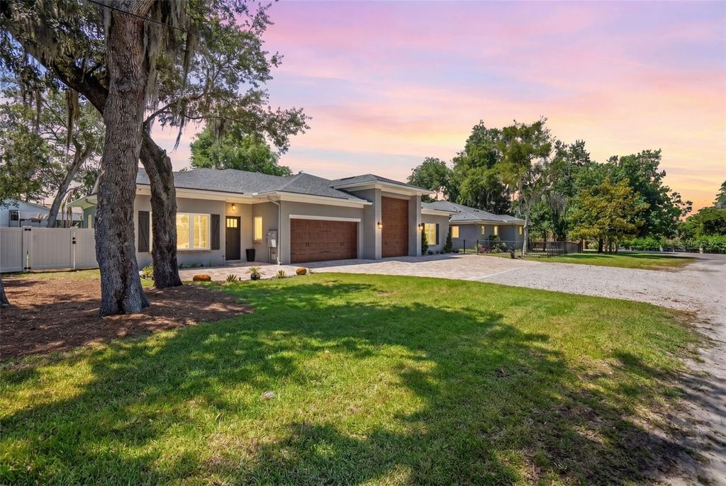 Photo of 105 Pine St, Windermere, FL 34786 (MLS # O6405163)